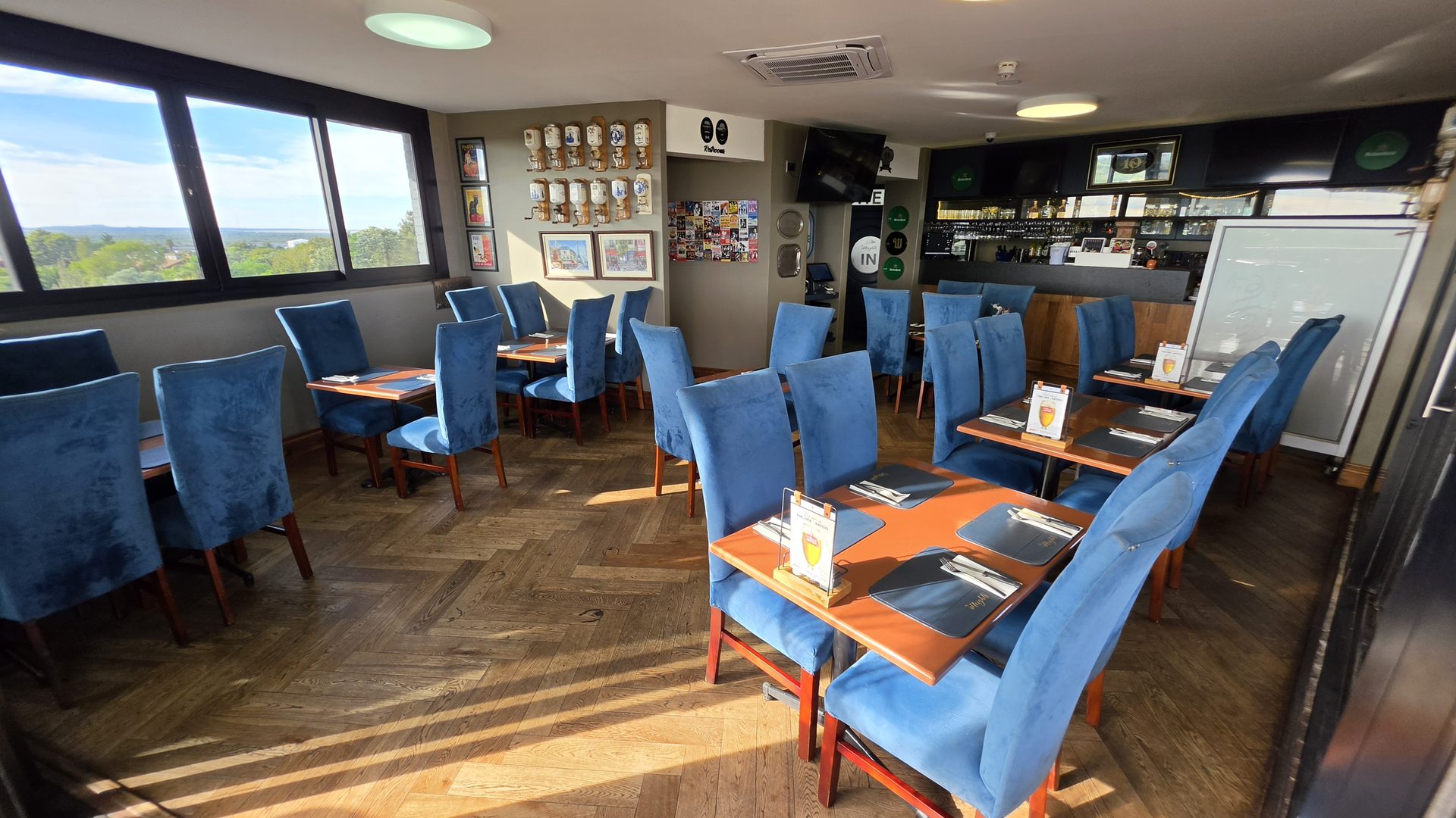 Bistro with floor-to-ceiling windows overlooking Kimberley